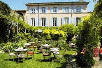 Le Clair de la Plume