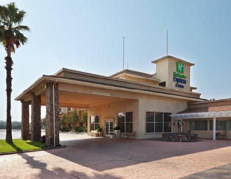 Holiday Inn Express Hotel & Suites CORNING