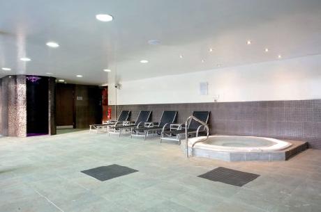 Macdonald Forest Hills Hotel and Resort