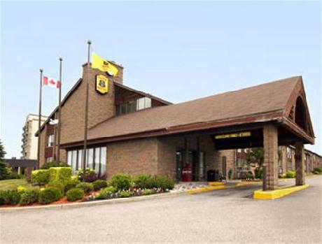 Super 8 Sudbury ON