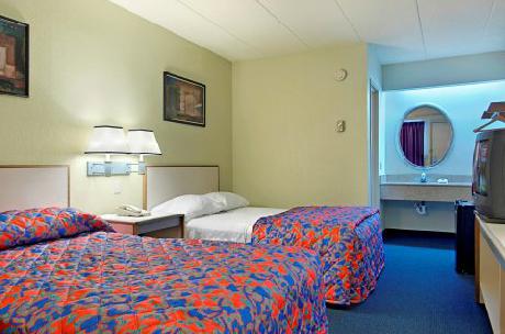 Red Roof Inn Washington, DCOxon Hill