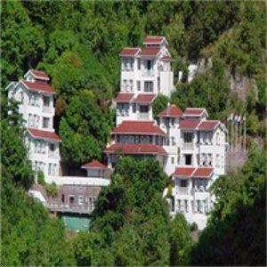 Hampshire Classic  Queens Garden Resort