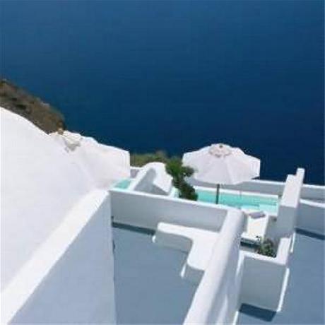 Kirini Suites and Spa