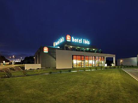 ibis Guingamp