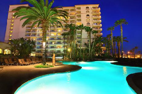 The Waterfront Beach Resort a Hilton Hotel