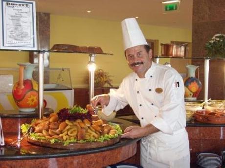 Holiday Inn ALGARVE - ARMACAO DE PERA