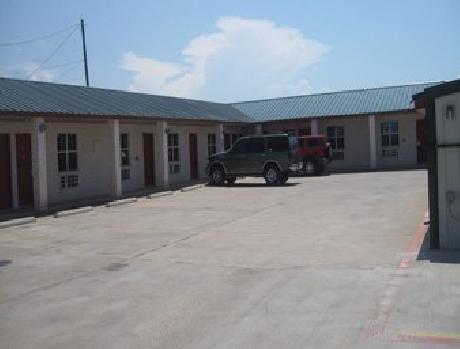 Knights Inn Jacksboro