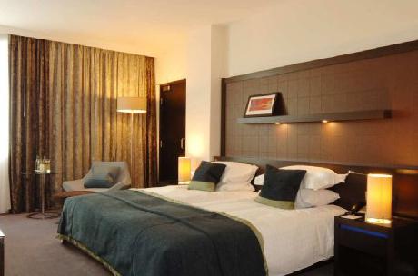 Hilton London Canary Wharf hotel