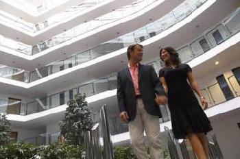 Blue Rainbow Apts. Manchester