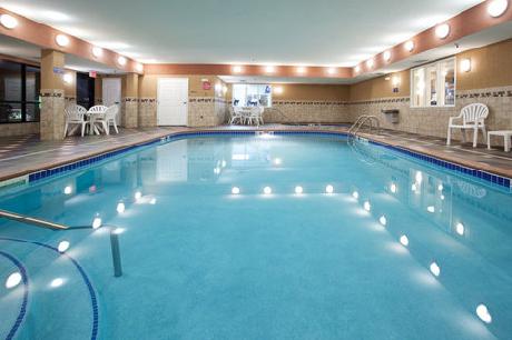 Holiday Inn Express Hotel & Suites FT. COLLINS