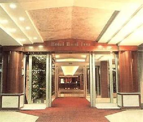 Hotel Real Fini Via Emilia