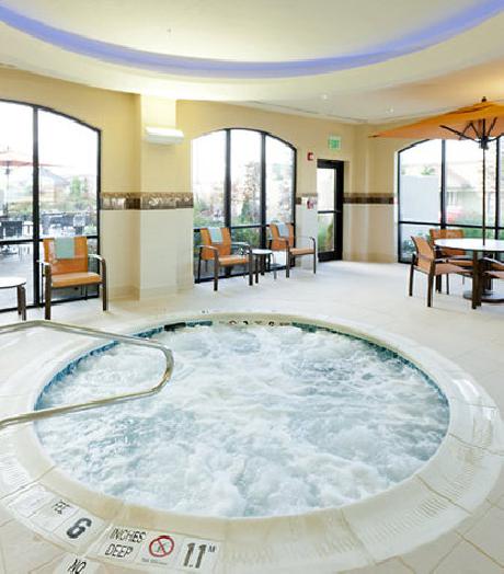 Courtyard Buffalo Airport