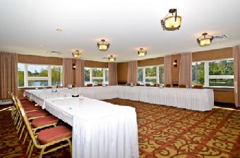 BEST WESTERN PLUS Chocolate Lake Hotel