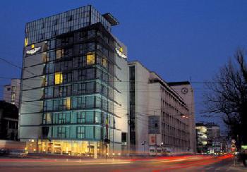 Golden Tulip VictoriaBucharest