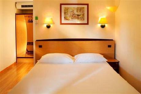 Campanile Castres Saix