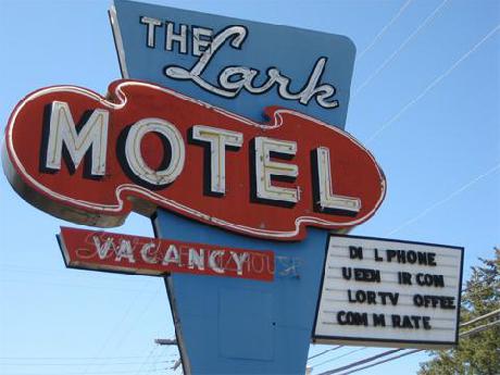 Lark Motel