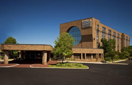 Four Points by Sheraton Milwaukee North