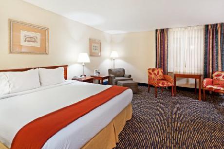 Holiday Inn Express HARLAN