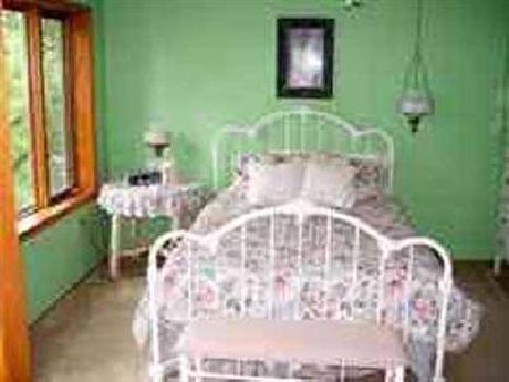 Xanadu Island Bed & Breakfast