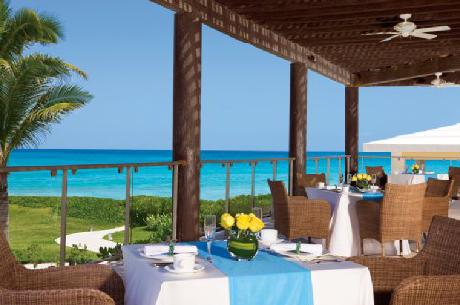 Now Jade Riviera Cancun