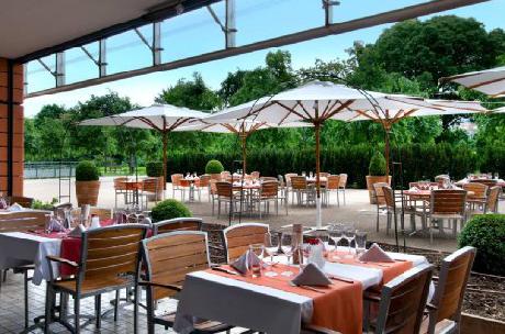 LYON HILTON INTERNATIONAL