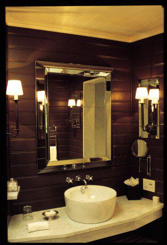 Eichardt s Private Hotel