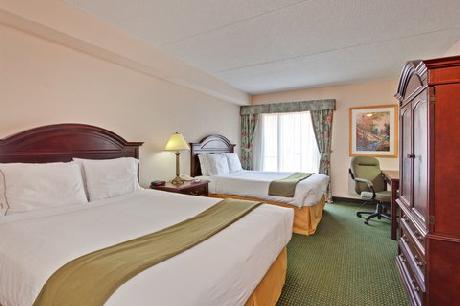 Holiday Inn Express TORONTO-AIRPORT AREA/DIXIE RD