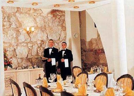 Amadeus Old Town Boutique Hotel