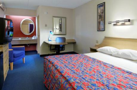 Red Roof Inn Mystic New London