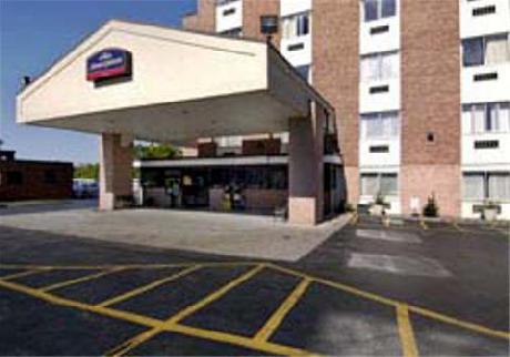 Howard Johnson Closest to the Falls and Casino