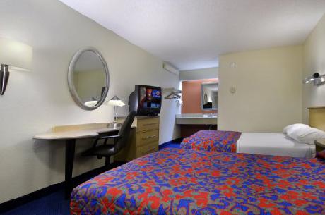 Red Roof Inn Cleveland Westlake