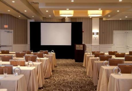 Renaissance Boston Patriot Place Hotel & Spa