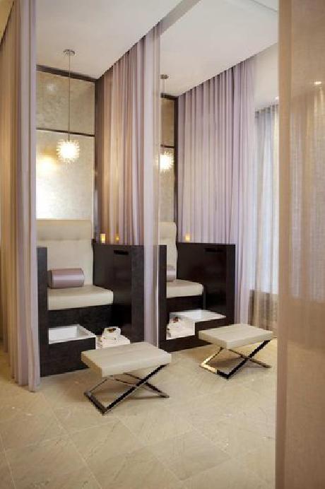 West 57th Street by Hilton Club