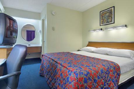 Red Roof Inn Philadelphia Airport