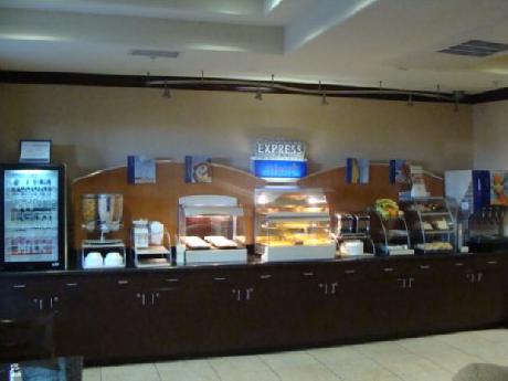 Holiday Inn Express WOODLAND