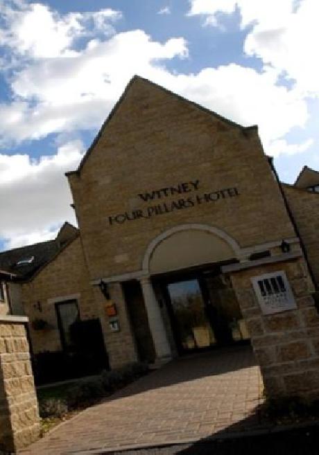 Oxford Witney Four Pillars Hotel
