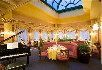 Golden Tulip Savoy Prague