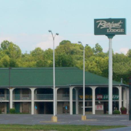 Riverfront Lodge Burkesville