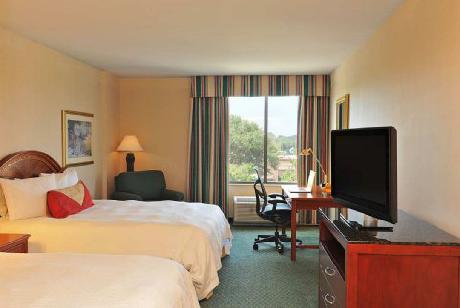 Hilton Garden Inn Virginia Beach Town Center
