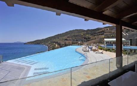 GRAN MELIA RESORT & LUXURY VILLAS DAIOS COVE