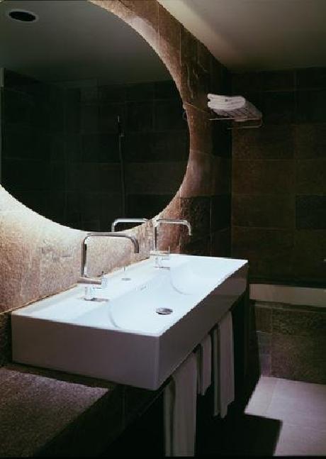 Neri Hotel and Restaurant