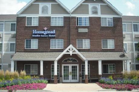 Homestead Studio Suites - Louisville - Alliant Avenue