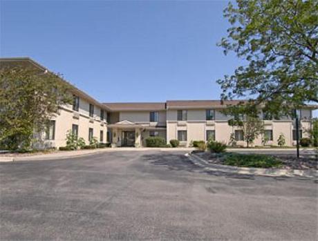 Super 8 Motel - Germantown/Milwaukee Area