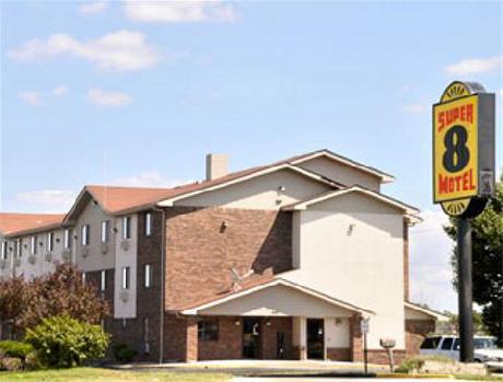 Super 8 Romulus/Detroit Area