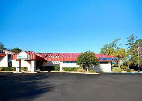 Rodeway Inn & Conference Center