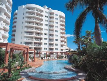 Australis Sovereign Hotel