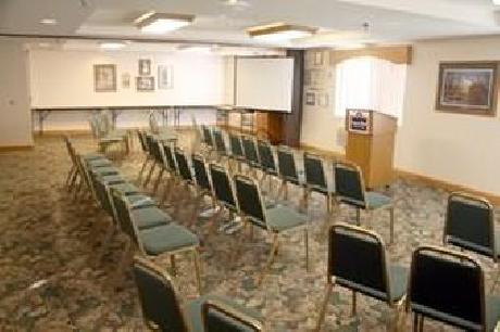 AmericInn North Branch