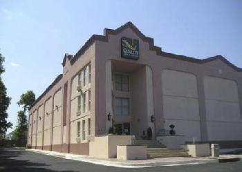 Quality Inn & Suites Near Ft. Belvoir
