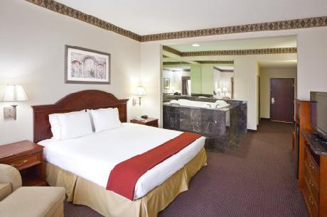Holiday Inn Express TOLEDO-OREGON