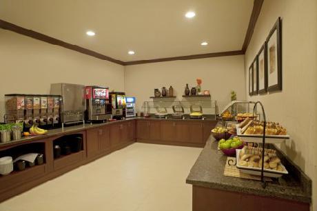 Staybridge Suites CHANTILLY - DULLES AIRPORT